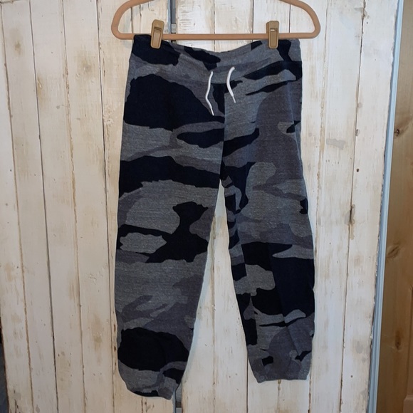 Monrow Camo Print Vintage Sweats in Dark Heather - Picture 3 of 8